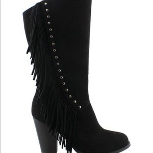 FRINGE BOOTS